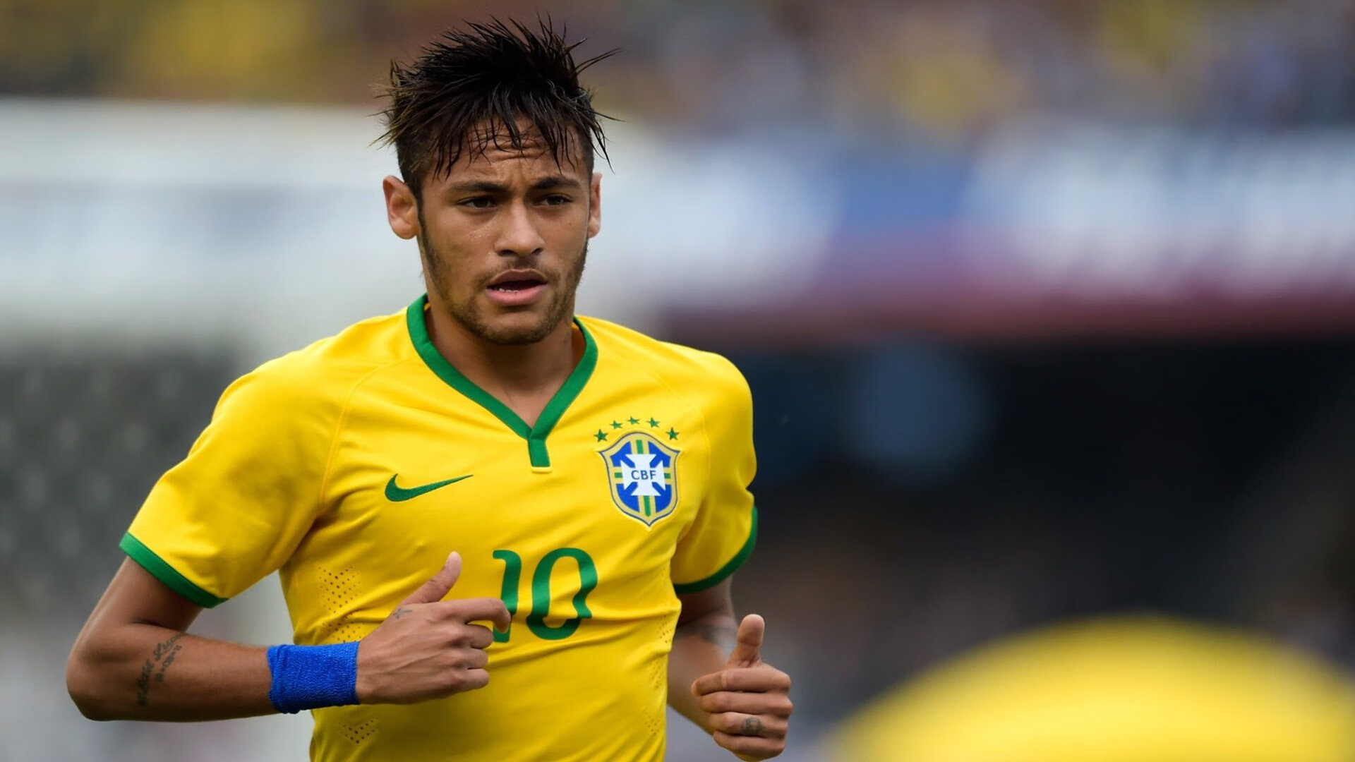 米兰体育下载-职业球员赛事周期过密影响恢复质量